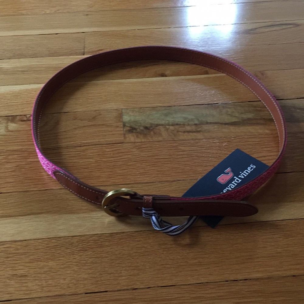 Vineyard Vines belt